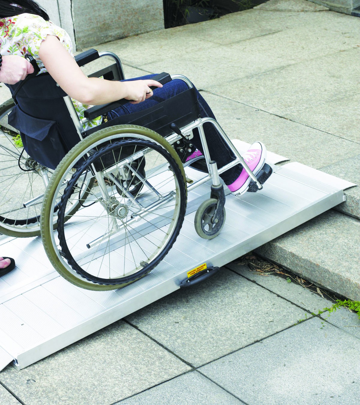 Rampe PMR pliante en aluminium 1.2 m - 300 kg