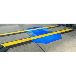 Wheelchair-accessible end caps for CP1081 cable protector
