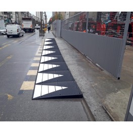 Wheelchair access ramp