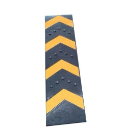 Parking signage arrow with reflectors