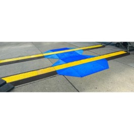 Lot de 4 embouts pour rampes accessibilité PMR pour CPTRUCK