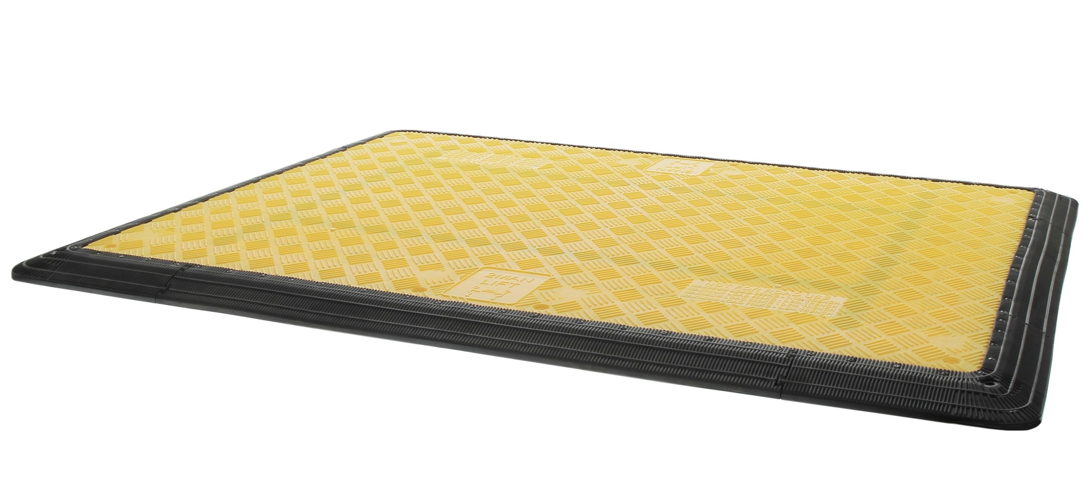 Pedestrian trench plate