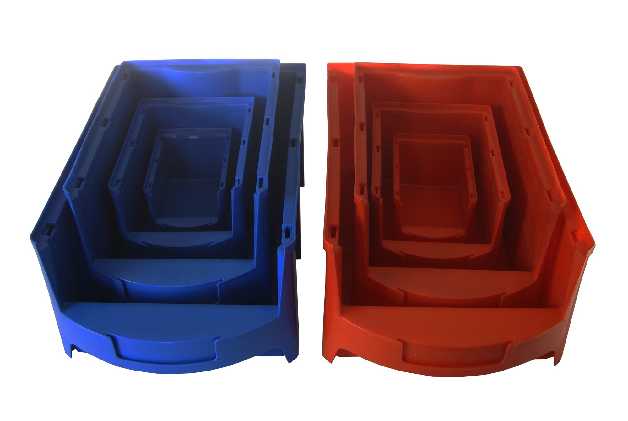 Stackable storage bin with large opening, available in sizes from 1L to 28L