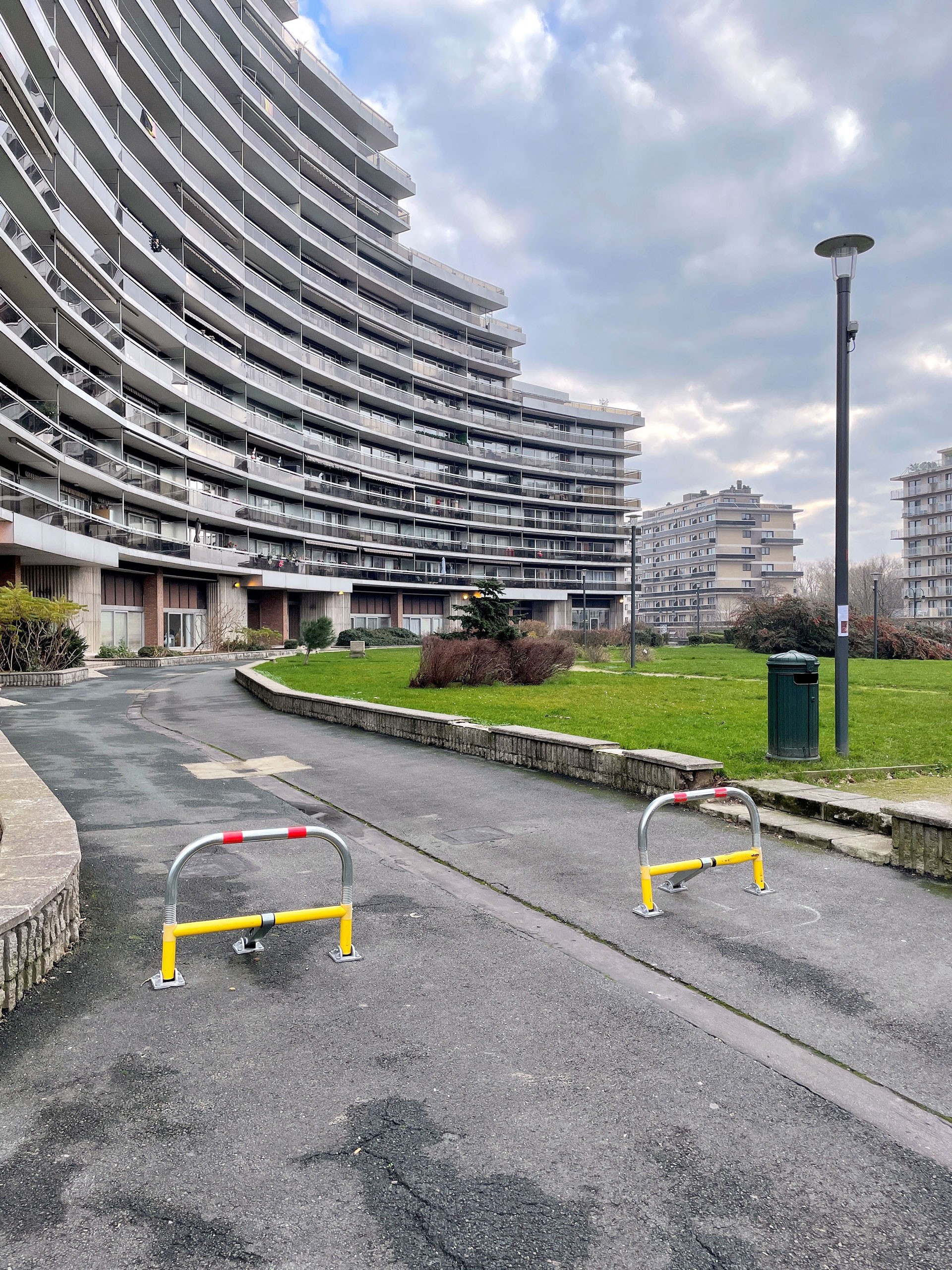 Arceau de parking haute résistance à ressorts