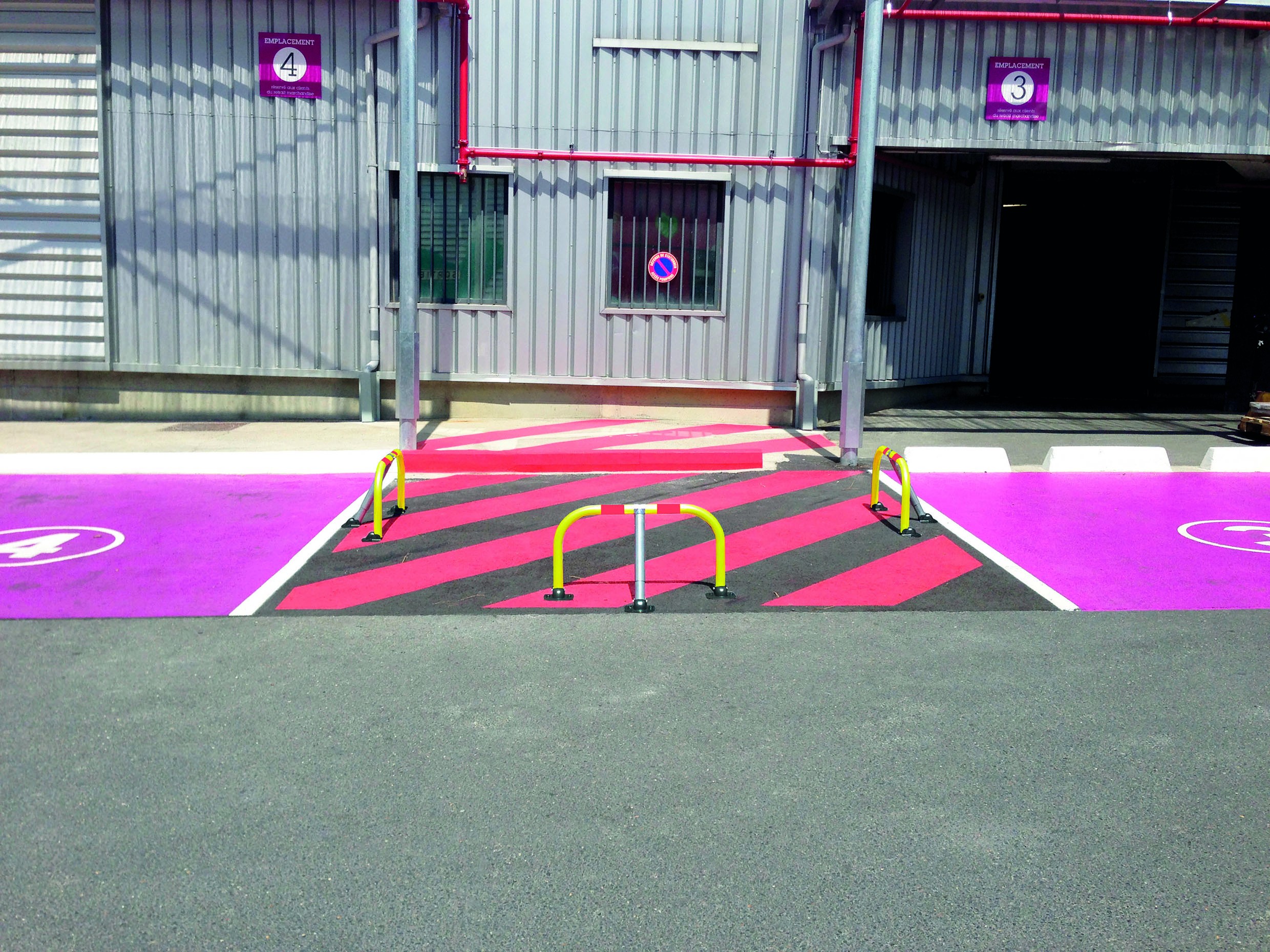 Arceau de parking haute visibilité