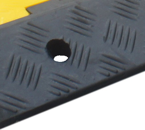 3-channel cable protector (58 × 52 mm)