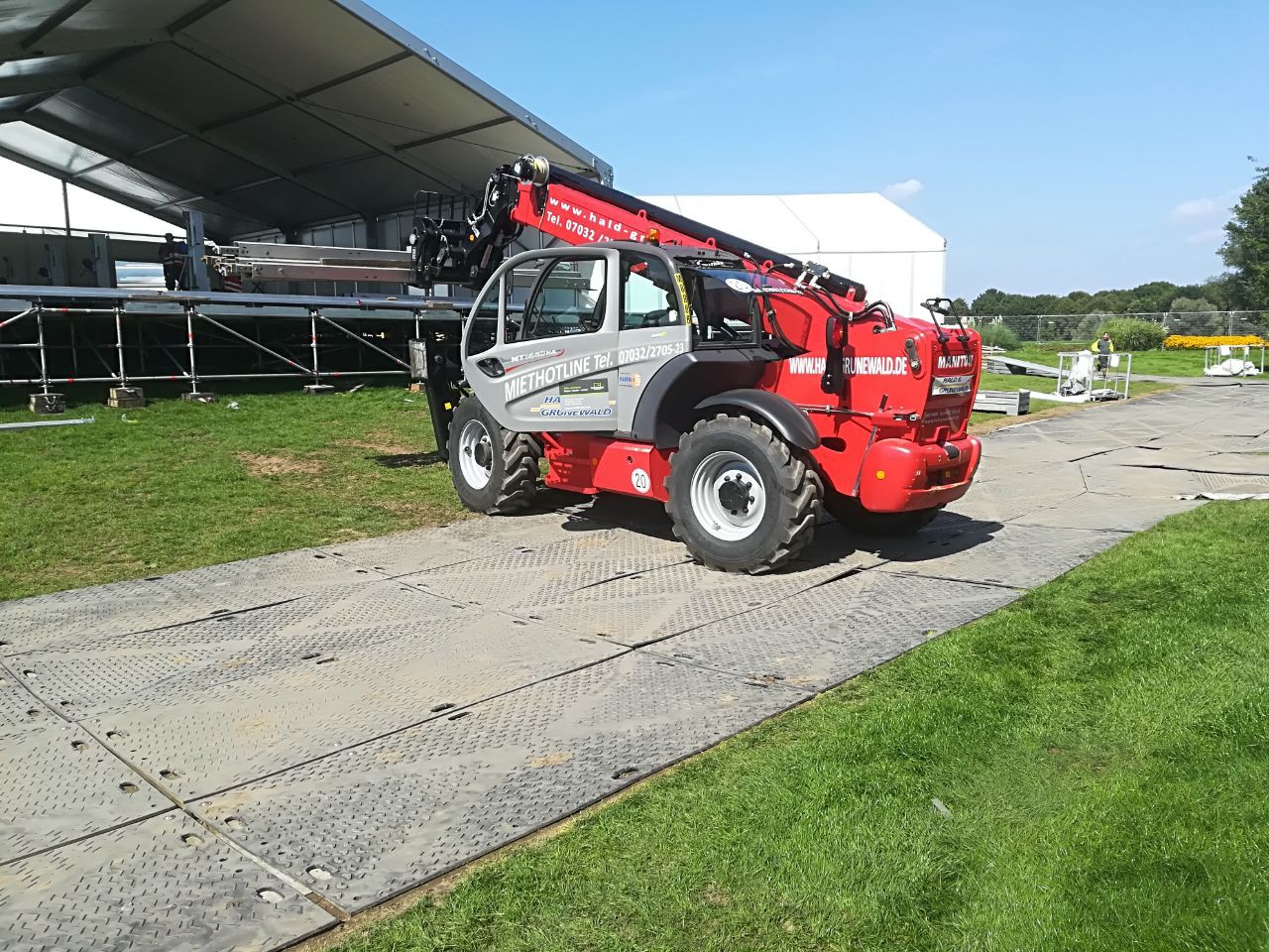 Temporary road plate  2.4 m 80 T