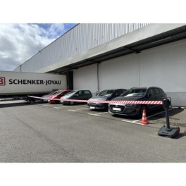 Portable Retractable Belt Barrier 15 to 40 M