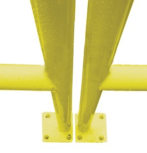 Safety barrier with steel rounded edges