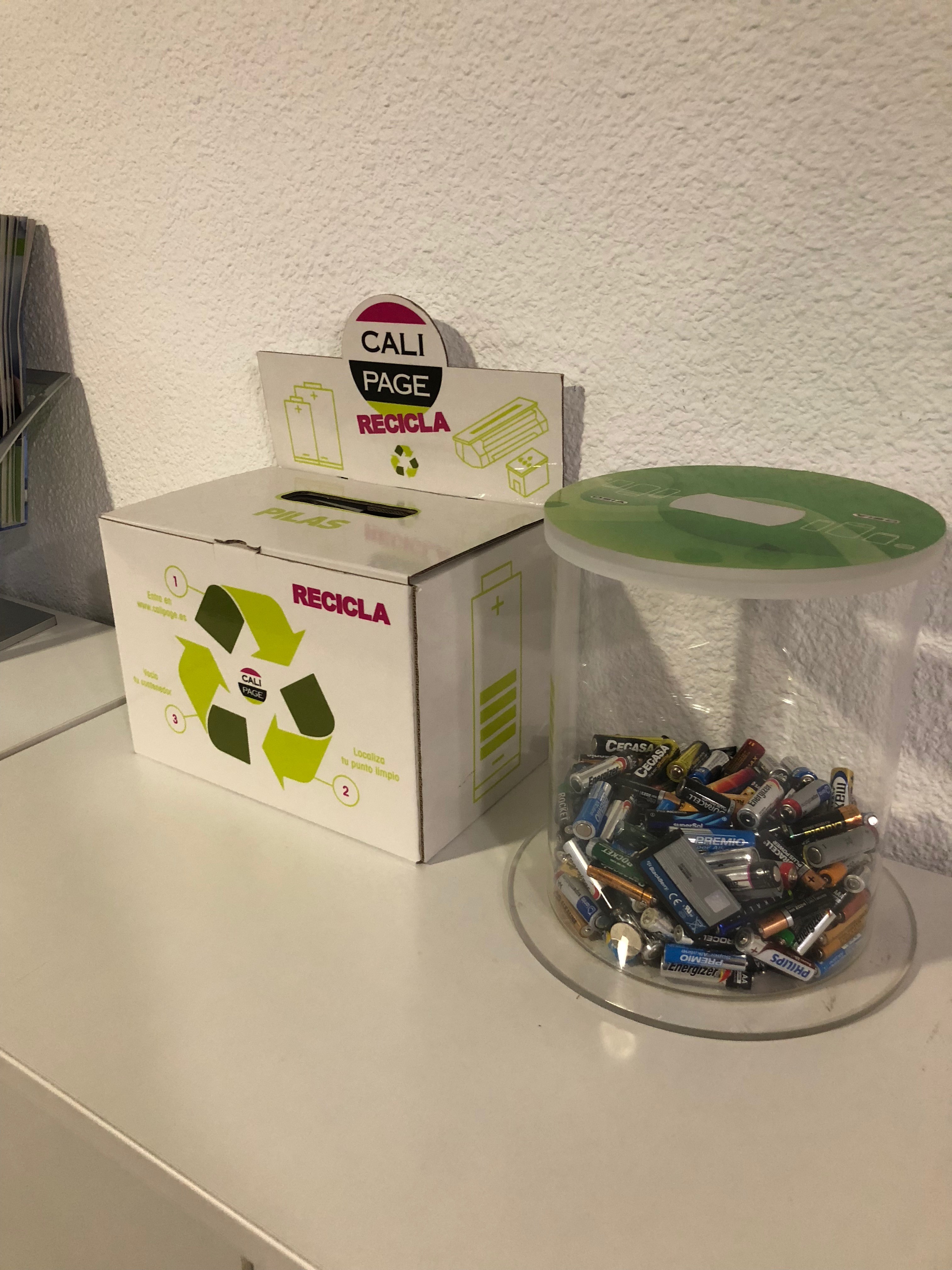 Used battery collector