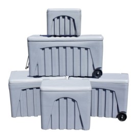 Industrial waterproof chest with wheels - 104 L to 167 L