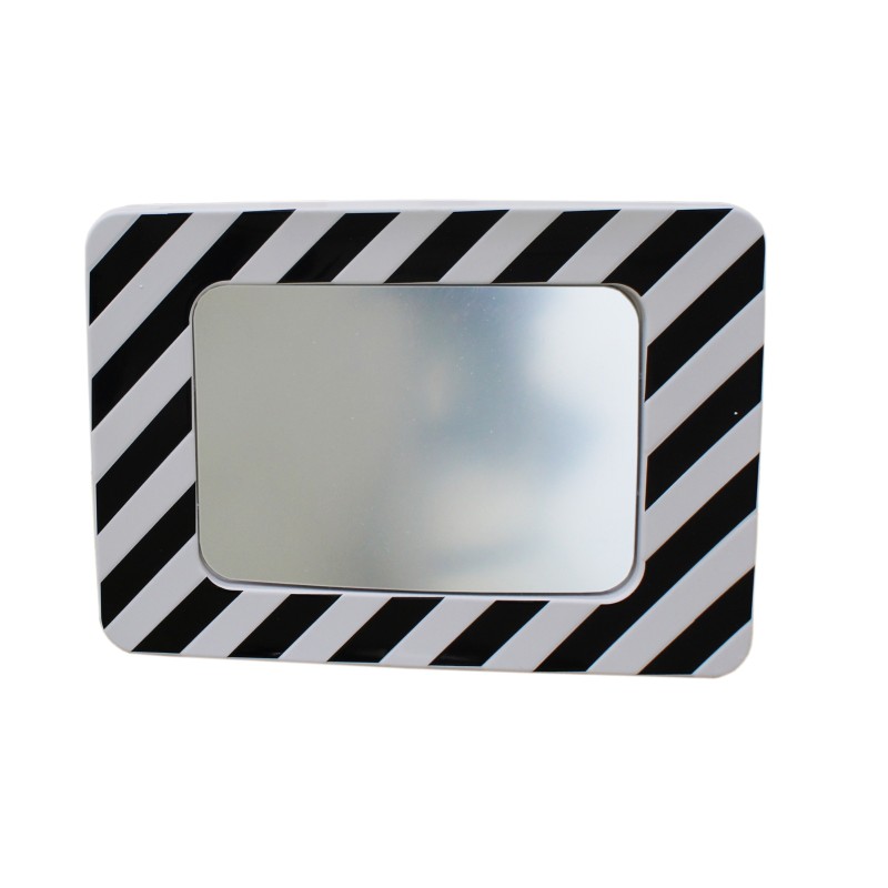 Roadside mirror