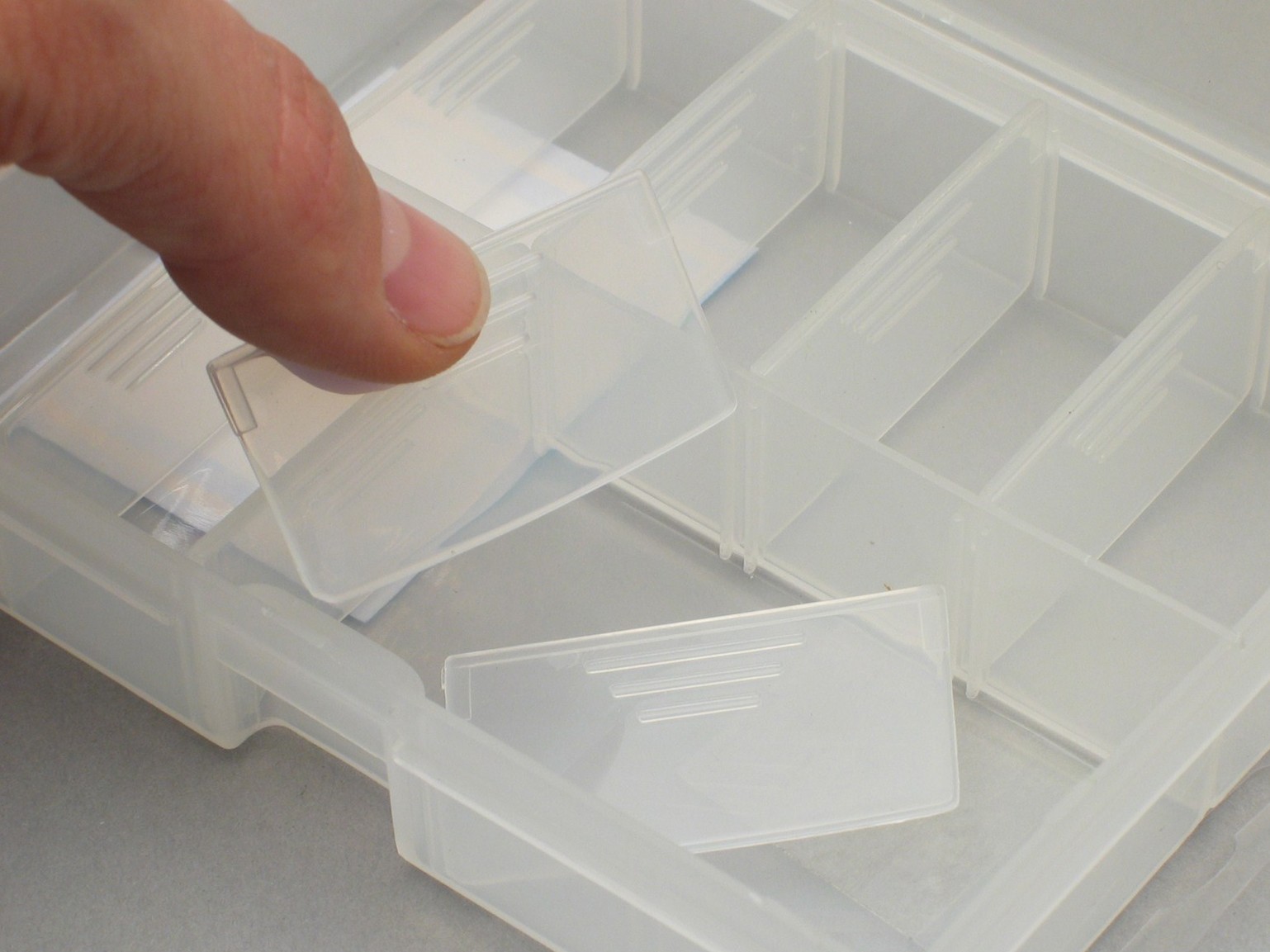 Box with fixed or variable compartments
