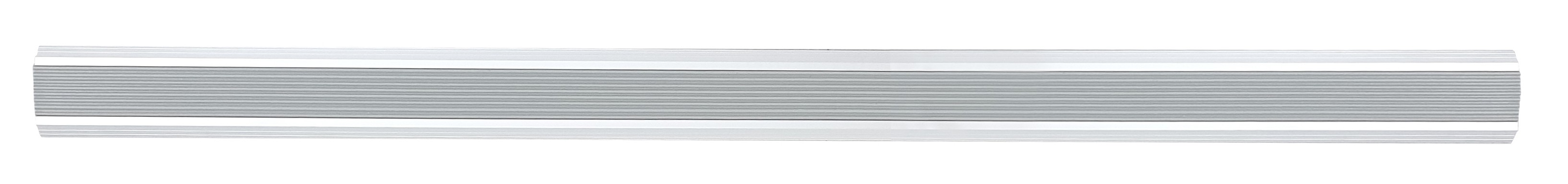 Non-slip aluminum stair tread