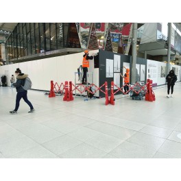 Extendable plastic safety barrier - 2,40m