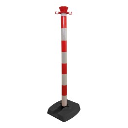 Folding bollard